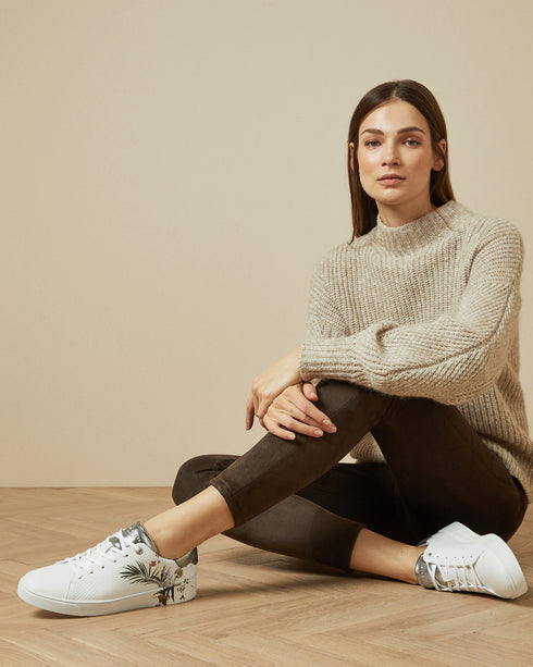 <P Class="Description">Upgrade Your White Trainer Collection To Something A Little Different With Ted?Ôøω?¬®¬´Ôøω?¬®¬´?Ôøω...